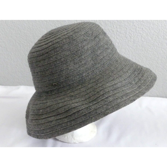 Liz Claiborne Accessories - LIZ CLAIBORNE Packable Wool Hat Gray NWT New Y2K Bucket‎ One Size